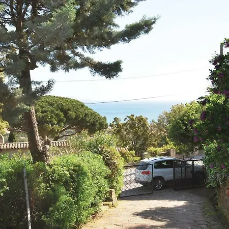 Two-bedroom Holiday In Maxime Holiday home *